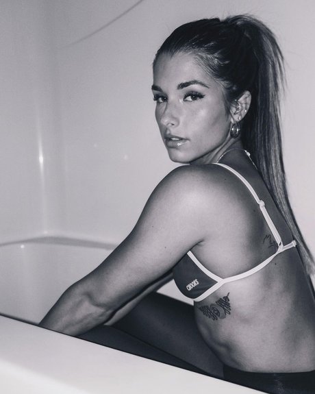 camryynrussell nude leaks onlyfans