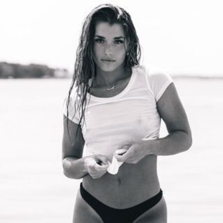 camryynrussell nude onlyfans