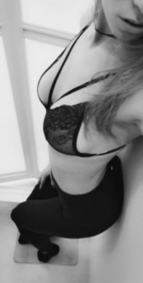 Evaveil onlyfans porn leaks