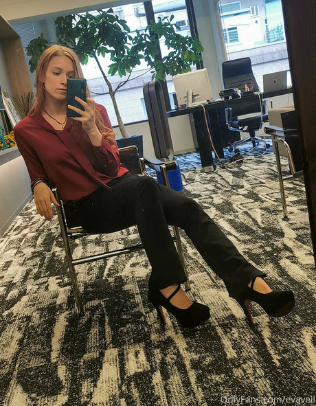 Evaveil onlyfans naked leaked