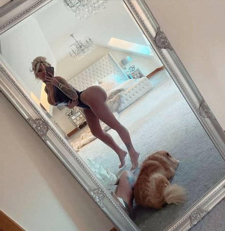 Candy Charms nudes only fans