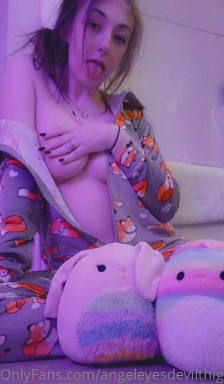 Angel Eyes Devil Thighs porn onlyfans leaks