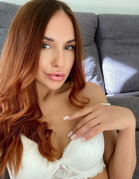 eleanor r onlyfans sextape leak