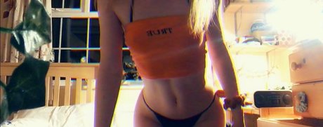 Annabeth Davies onlyfans page