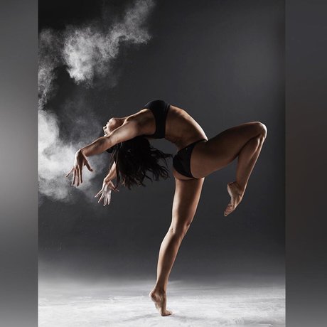 Lisa Mason onlyfans tits