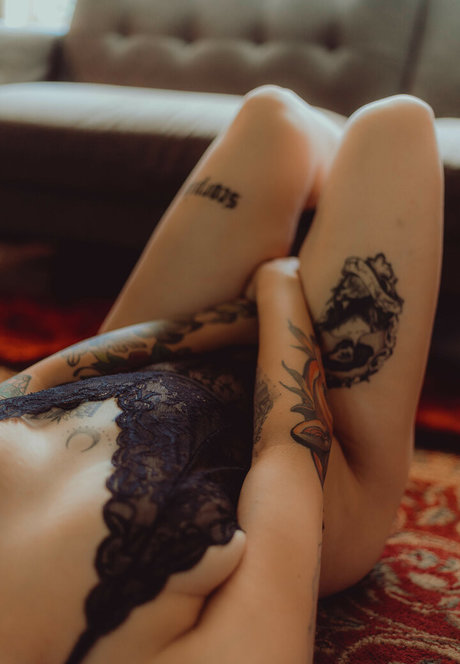 Thatsoraven95 onlyfans sextape leak