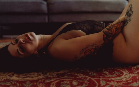 Thatsoraven95 onlyfans public photos