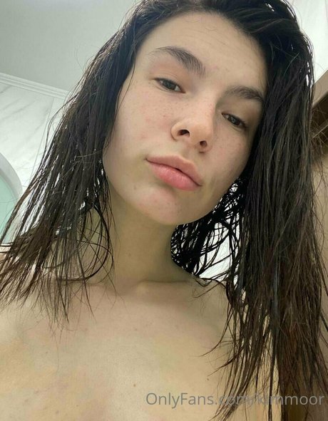 Kim Moor onlyfans nude