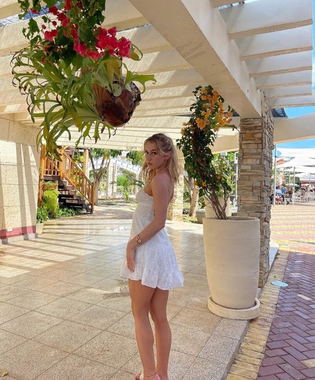 Carla Taylor onlyfans pictures