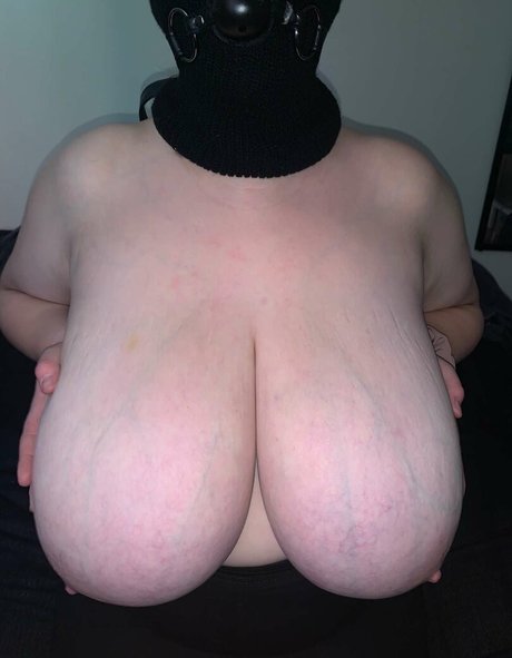 Gigantits onlyfans fotos