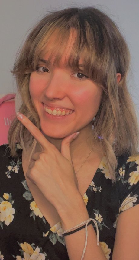 Strawberry Girl Kairi_ onlyfans leaks