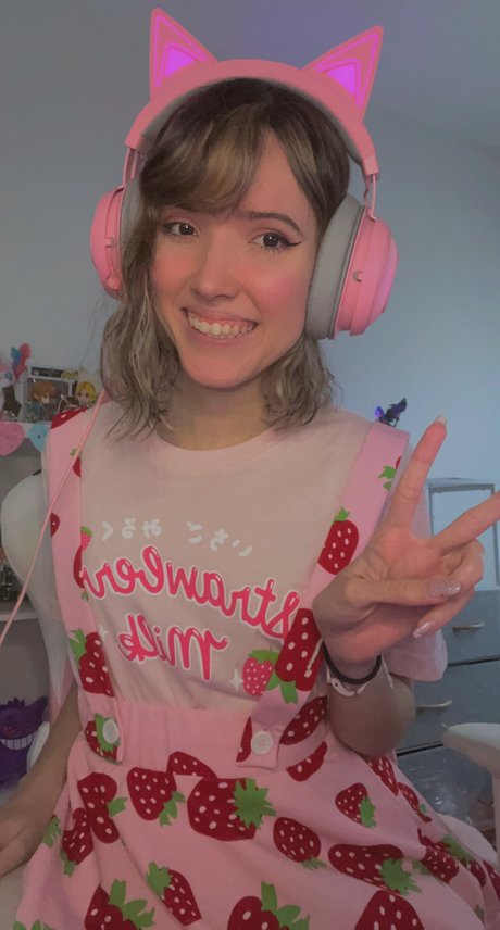 Strawberry Girl Kairi_ onlyfans leaked tits