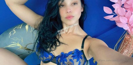 Abella Anderson Profile pic