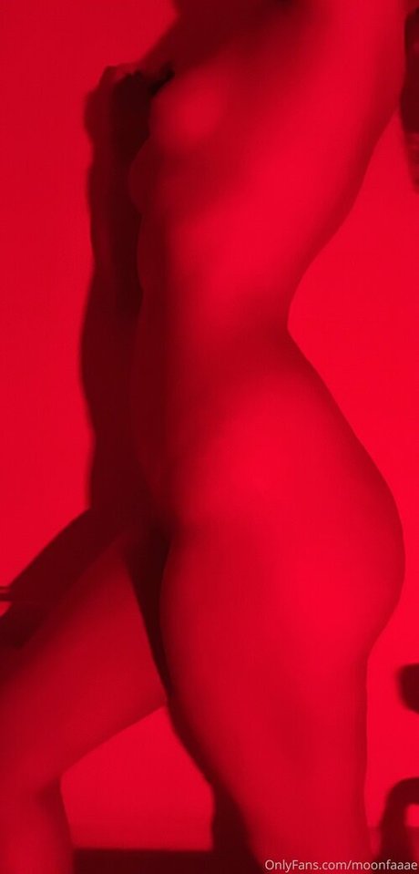 moon faae onlyfans nudes