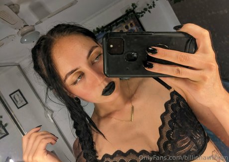 billiehawthorn onlyfans leaks.
