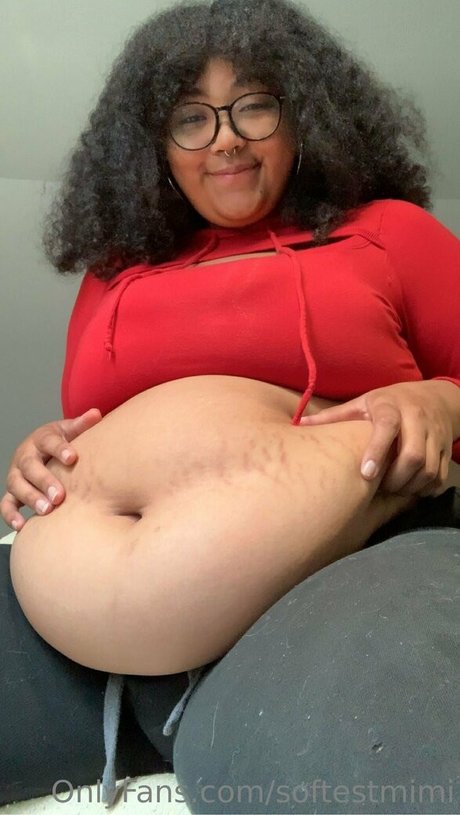 softestmimi onlyfans model images