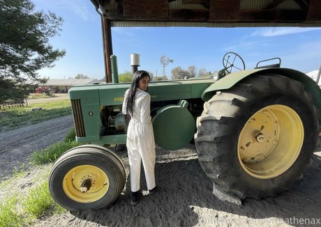 vivaathenax onlyfans joi