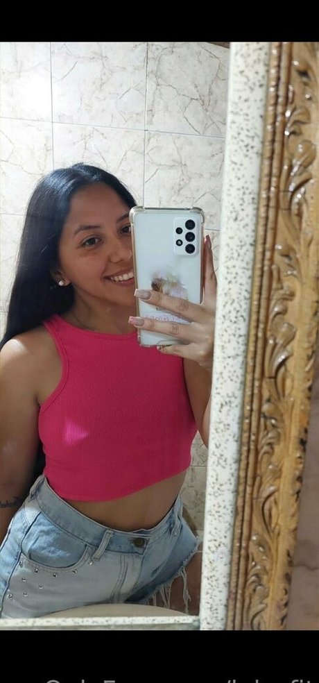 lola fit onlyfans leaked naked