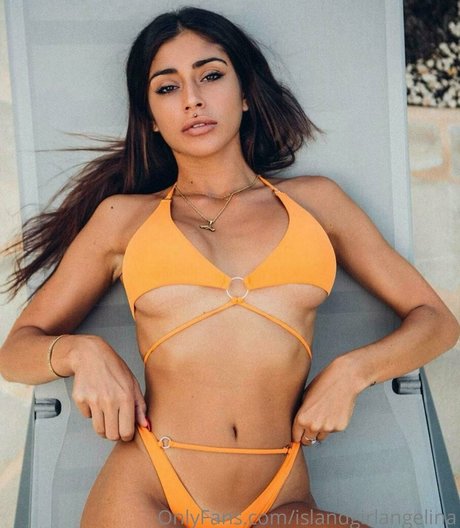 islandgirlangelina onlyfans leaks.