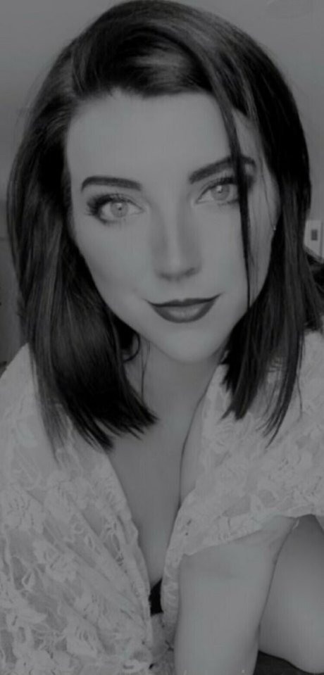 alexis peaches1 onlyfans leams