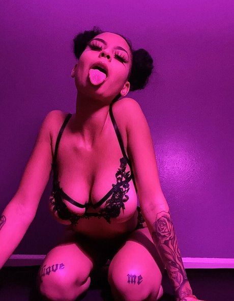 nadia999 free only fans