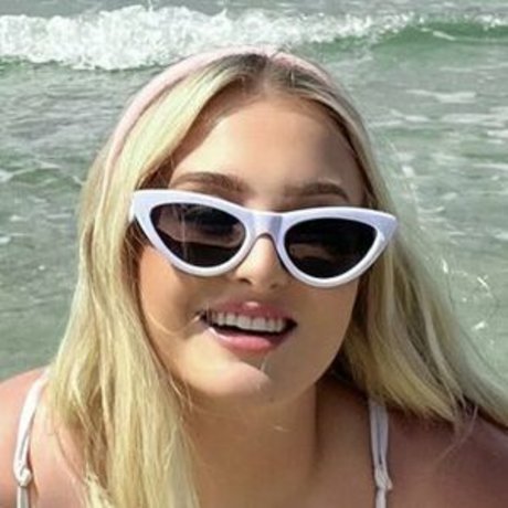 lucyadlernz onlyfans nudes leaked