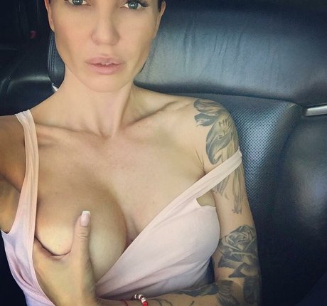 Svetlana Lavrikova naked onlyfans