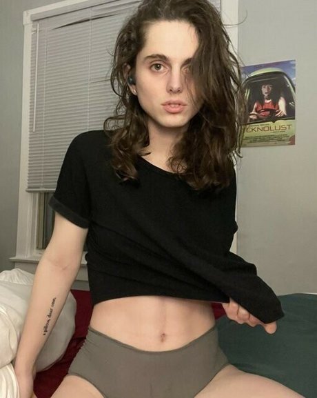 Helmet Girl onlyfans nudes leak