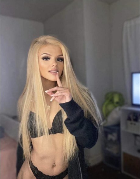 Taylor Marie sex onlyfans