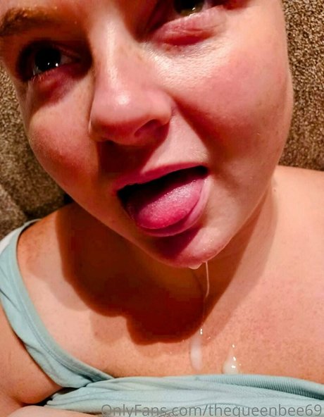 thequeenbee69 onlyfans sex leak