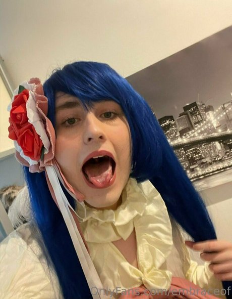 embraceof onlyfans nude