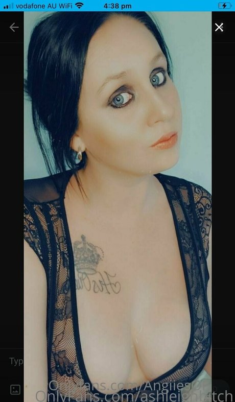 ashleighbitch naked leaked onlyfans