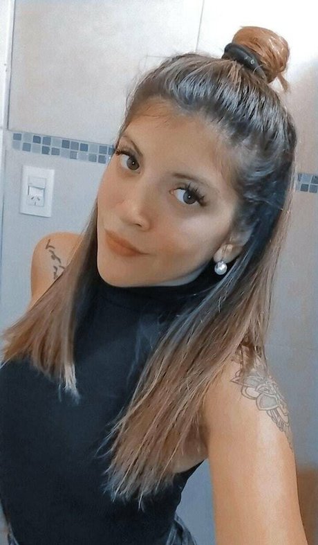 hornylatina26 onlyfans lesk