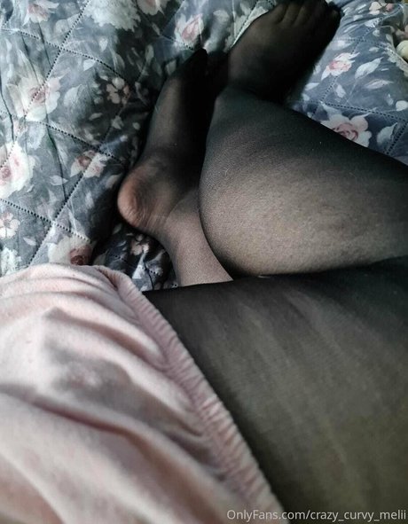 crazy curvy melii only fans pics
