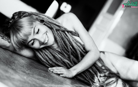 anuskatzzvip strip onlyfans