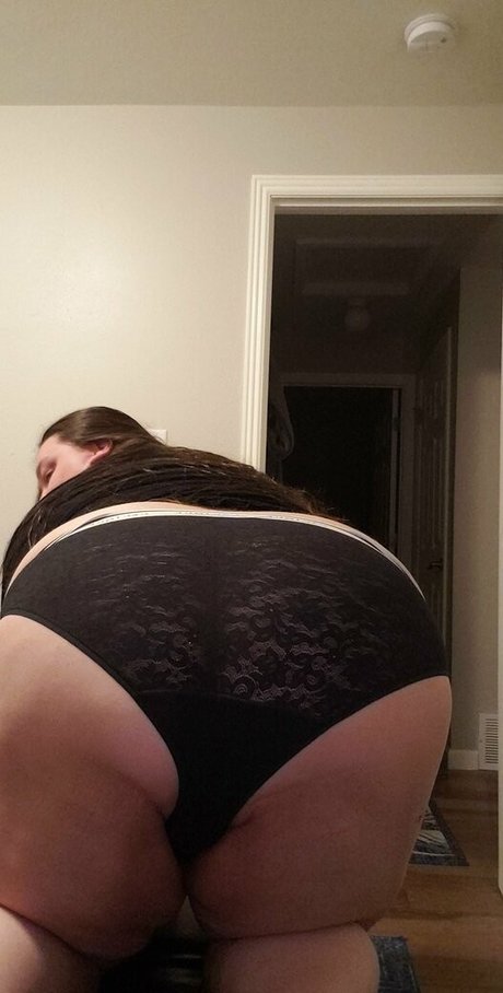 alluringbbw69 only fans content