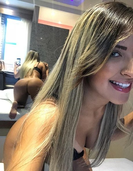 Jacqueline Mercedes onlyfans nude photos