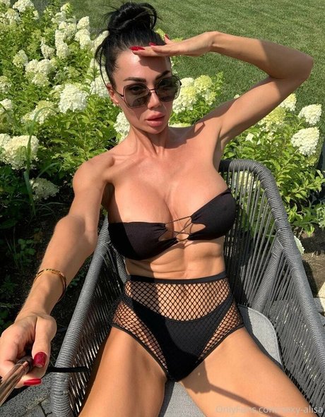 Sexy Alisa nude only fans leaks