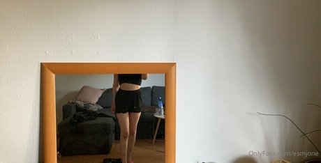 esmjone onlyfans nide