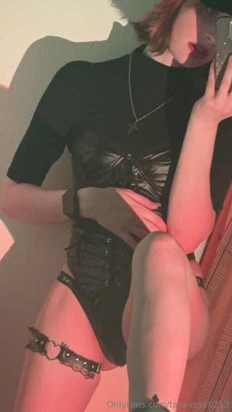 tara rose0213 is on onlyfans