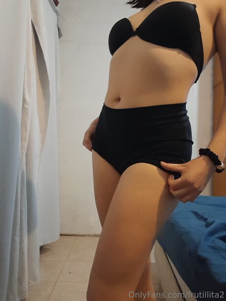 frutillita2 onlyfans nude pictures