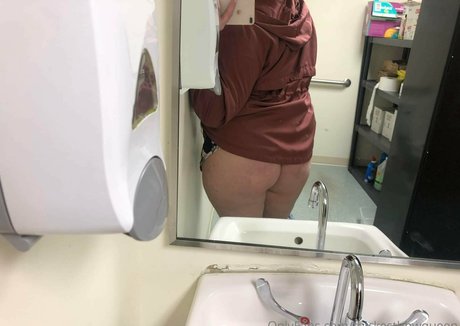 sara the snowbunny onlyfans leak