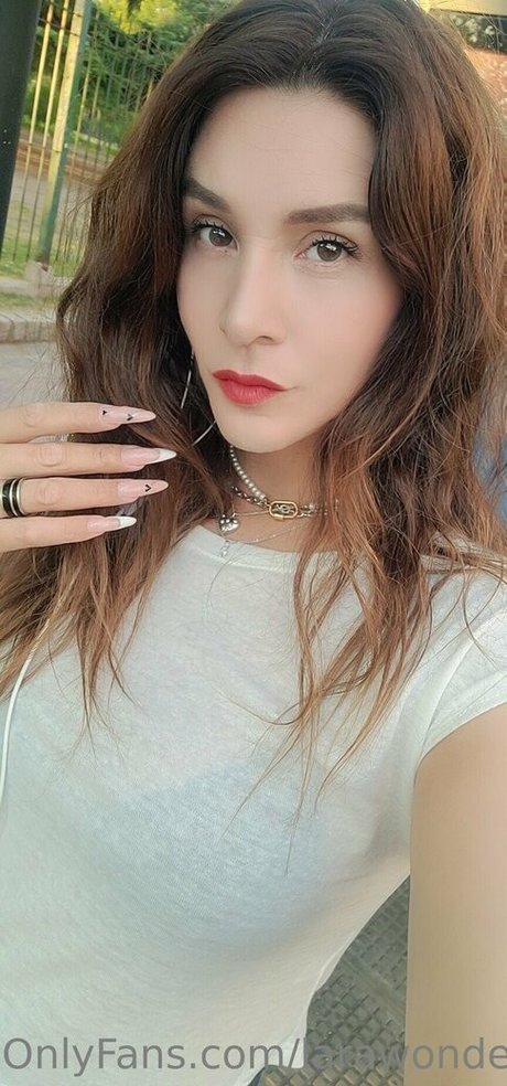 larawonder onlyfans archive