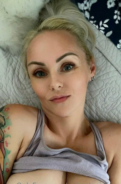 animelaniefree onlyfans hot