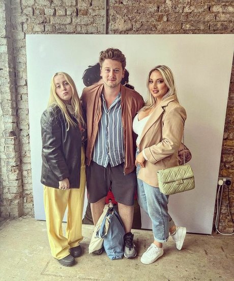 Shona Colson only fans.