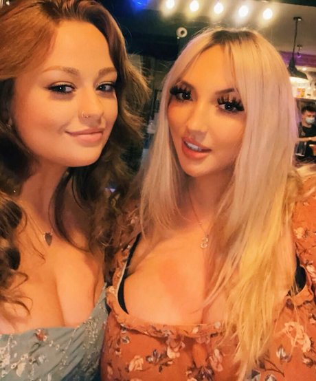 Shona Colson onlyfans free content