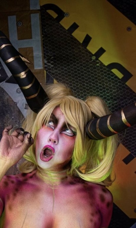 Mypet Monstergirl onlyfans star