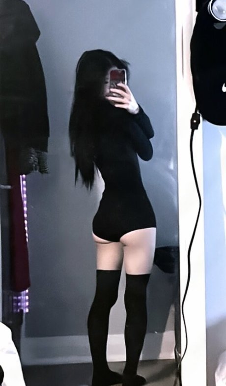 surelynotsi joi onlyfans