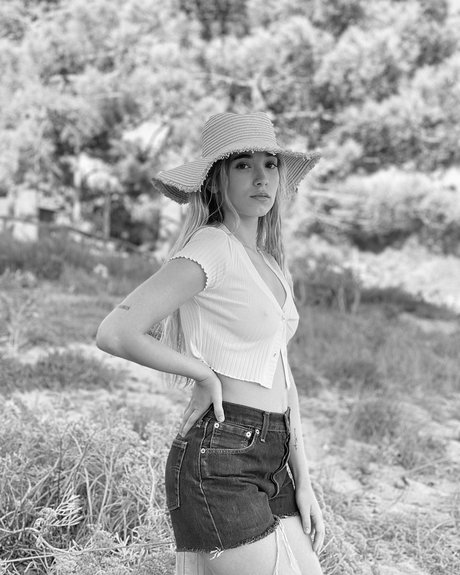 Rebeca Stones onlyfans pics leaked