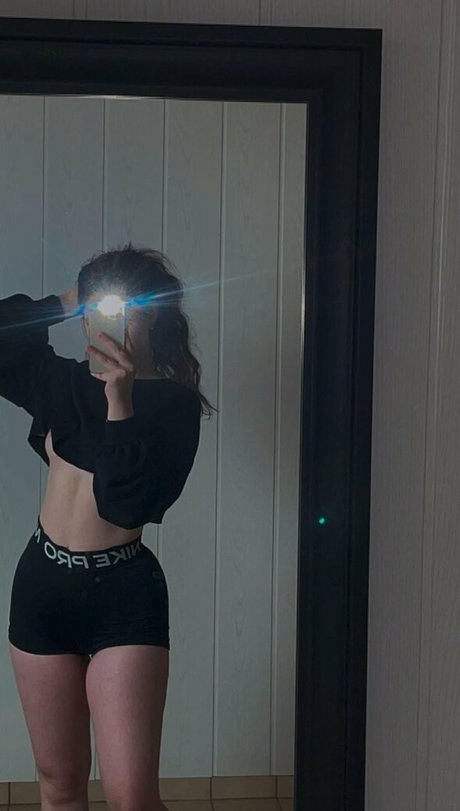 larissaxadventures onlyfans leaks